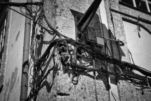 Como evitar choques elétricos