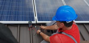 Usina fotovoltaica: técnico em manutenção