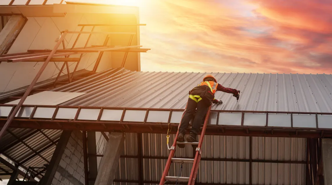 Segurança e conformidade em obras industriais e corporativas